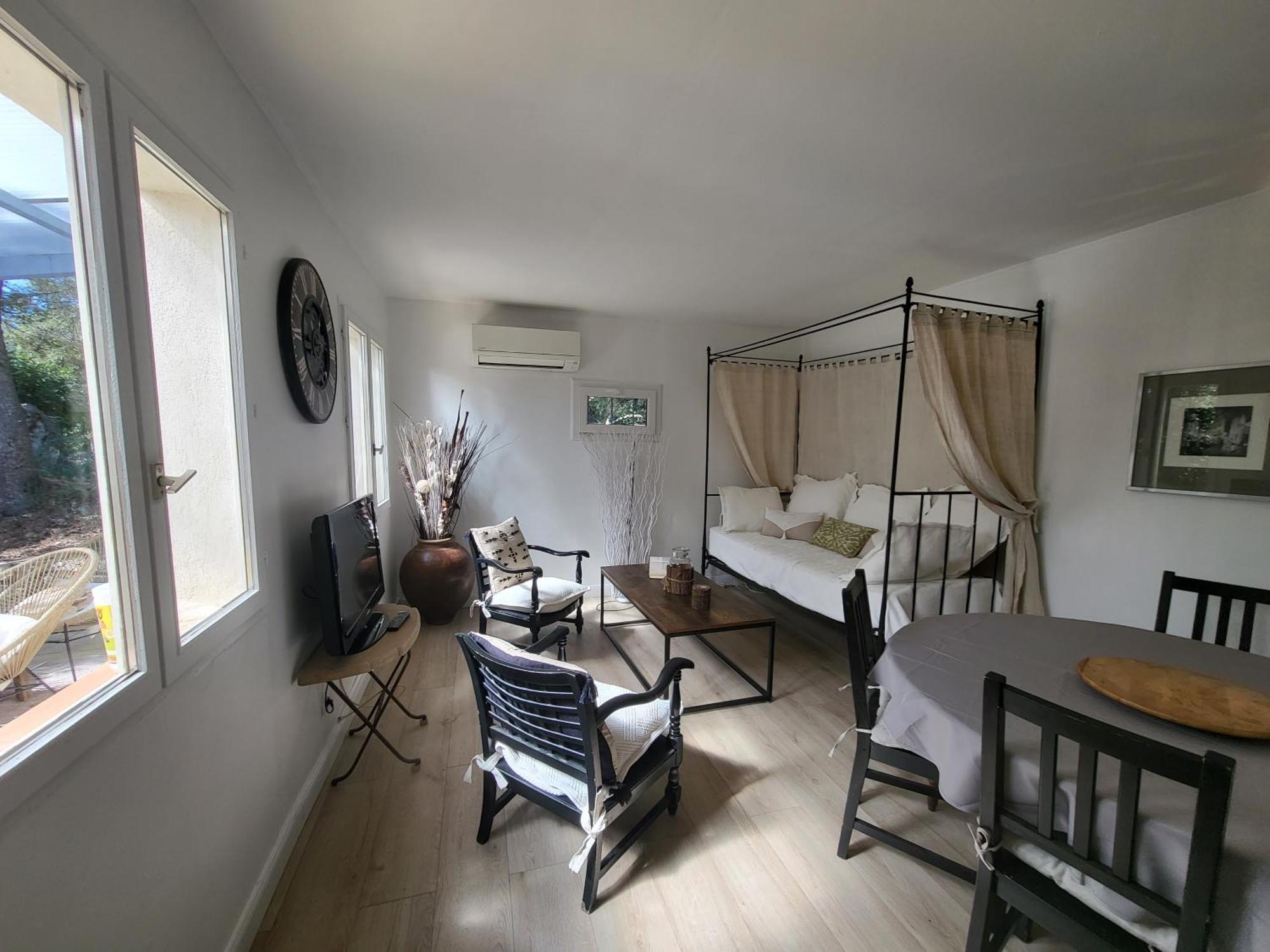 Le Phoenix De Sainte Victoire Apartment Saint-Marc-Jaumegarde